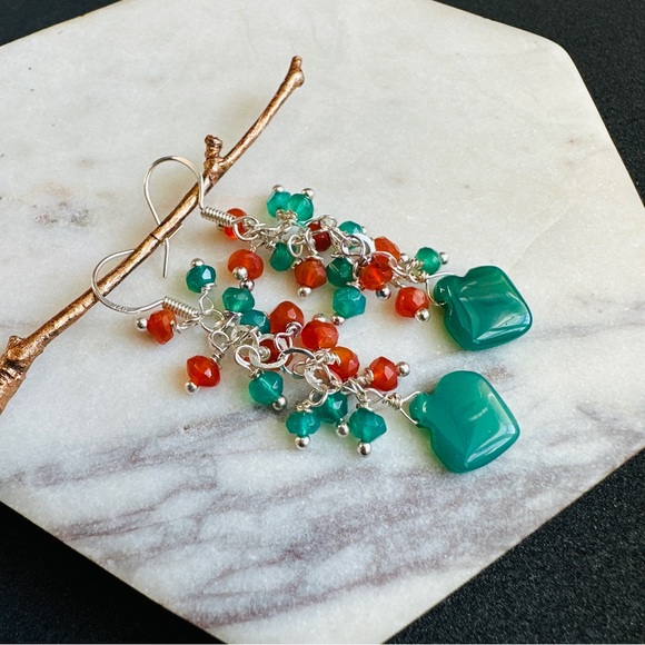 Green Onyx and Carnelian Earrings Cluster Long dangle - Picture 4 of 6